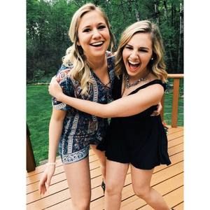 Meet your Posher, Josie